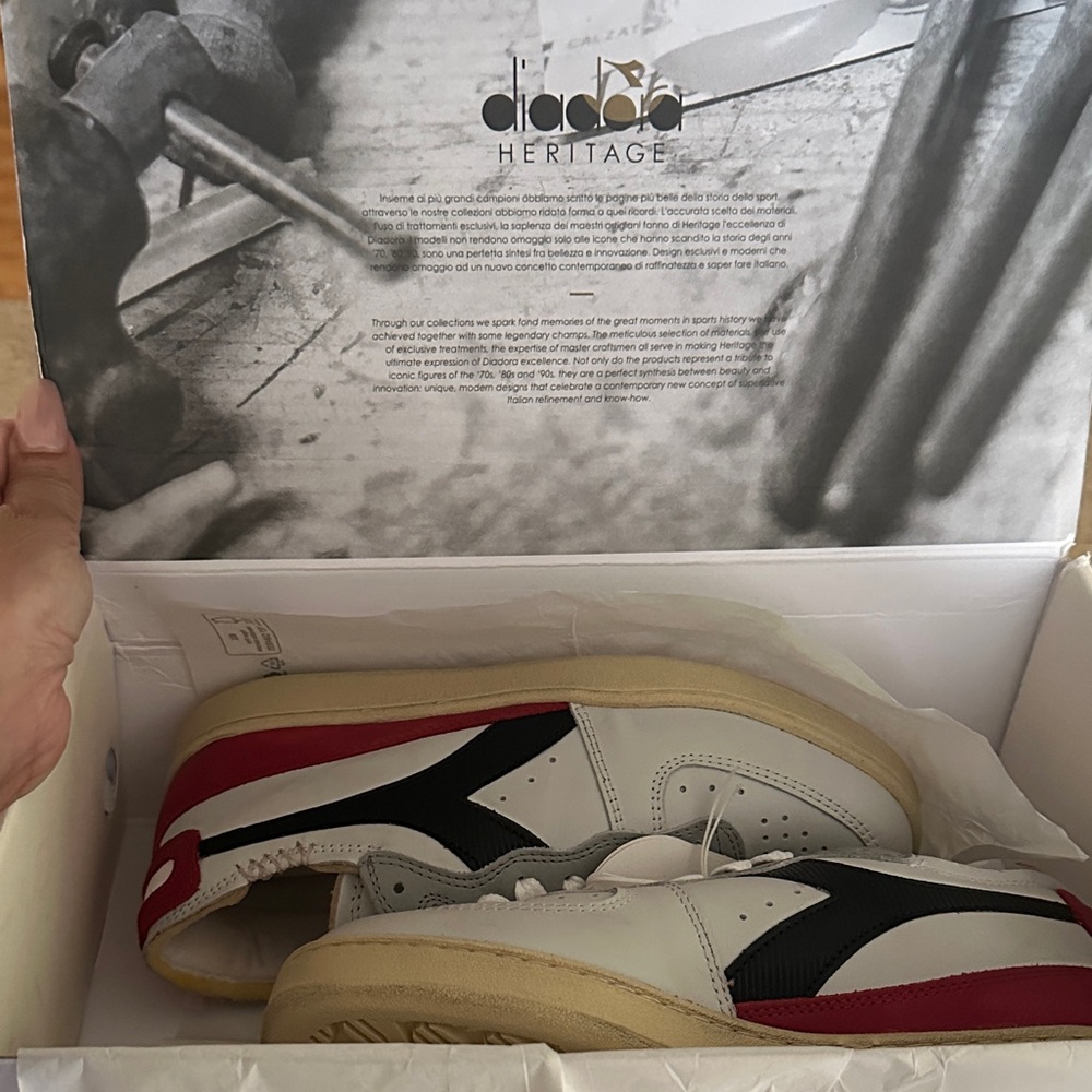 Diadora Heritage Men's White, Red, and Black Sneakers